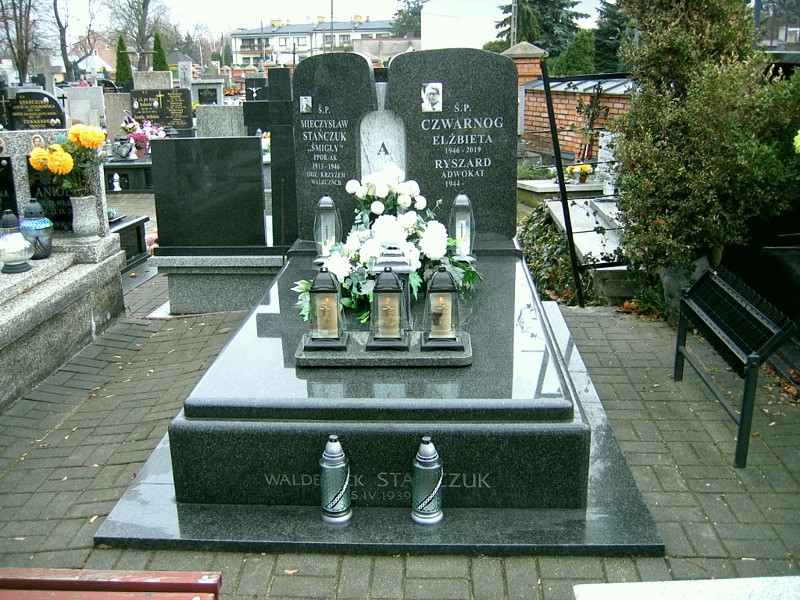  Czwarnog 1946 Siedlce - Grobonet - Wyszukiwarka osób pochowanych