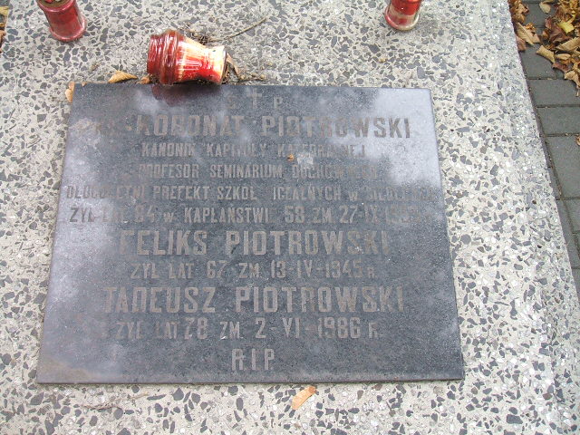  Koronat Piotrowski Siedlce - Grobonet - Wyszukiwarka osób pochowanych