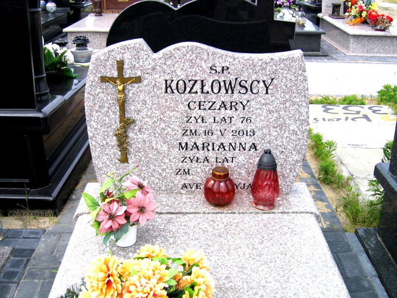 Grób Cezary Kozłowski