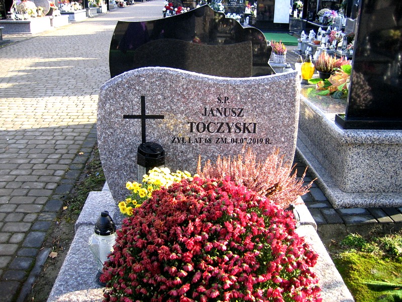 Grób Janusz Toczyski