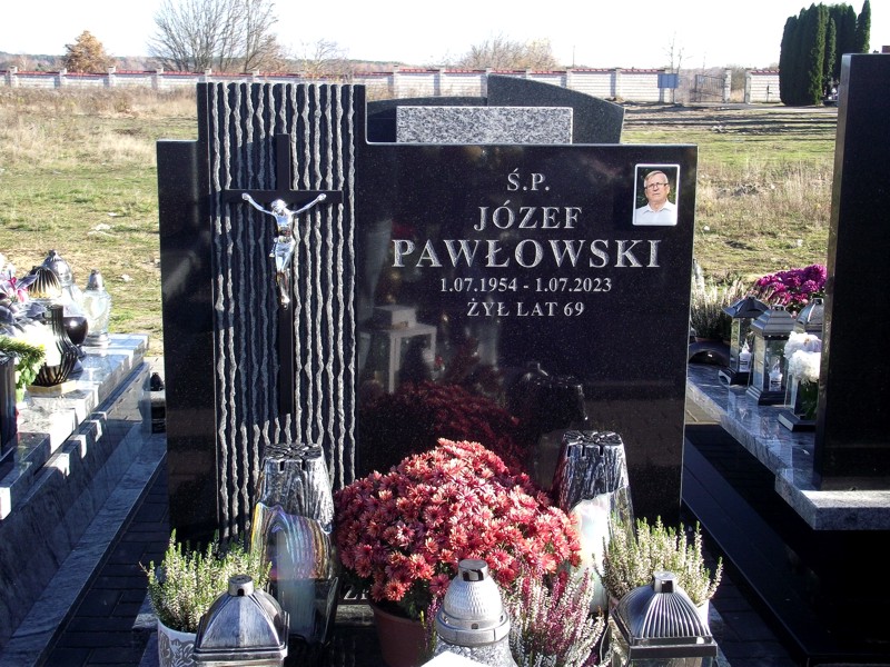 Grób Józef Pawłowski