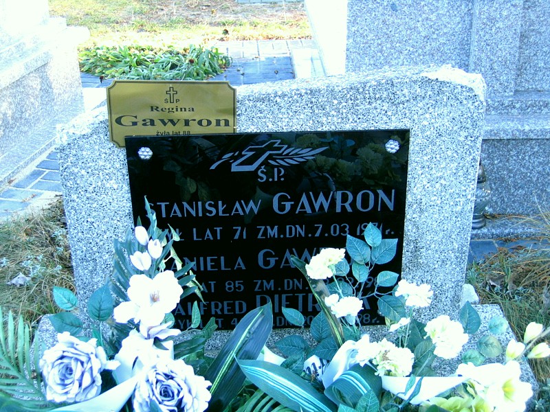 Regina Gawron 1931 Siedlce - Grobonet - Wyszukiwarka osób pochowanych