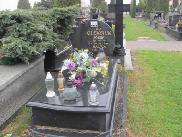 Grób Józef Oleksiuk