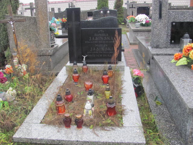 Grób Mikołaj Klewek