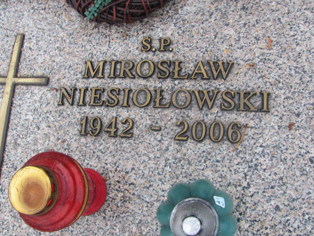 Mirosław Niesiołowski 1942 Siedlce - Grobonet - Wyszukiwarka osób pochowanych